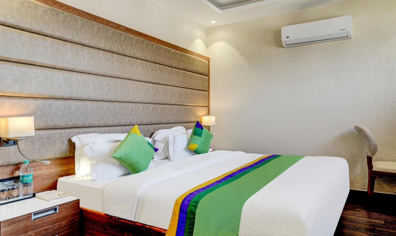Hotel Sun Grand دهرادون المظهر الخارجي الصورة