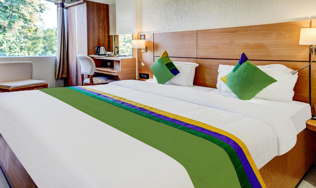 Hotel Sun Grand دهرادون المظهر الخارجي الصورة