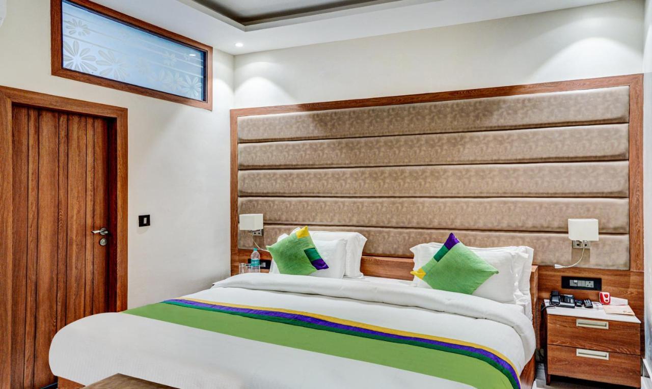 Hotel Sun Grand دهرادون المظهر الخارجي الصورة